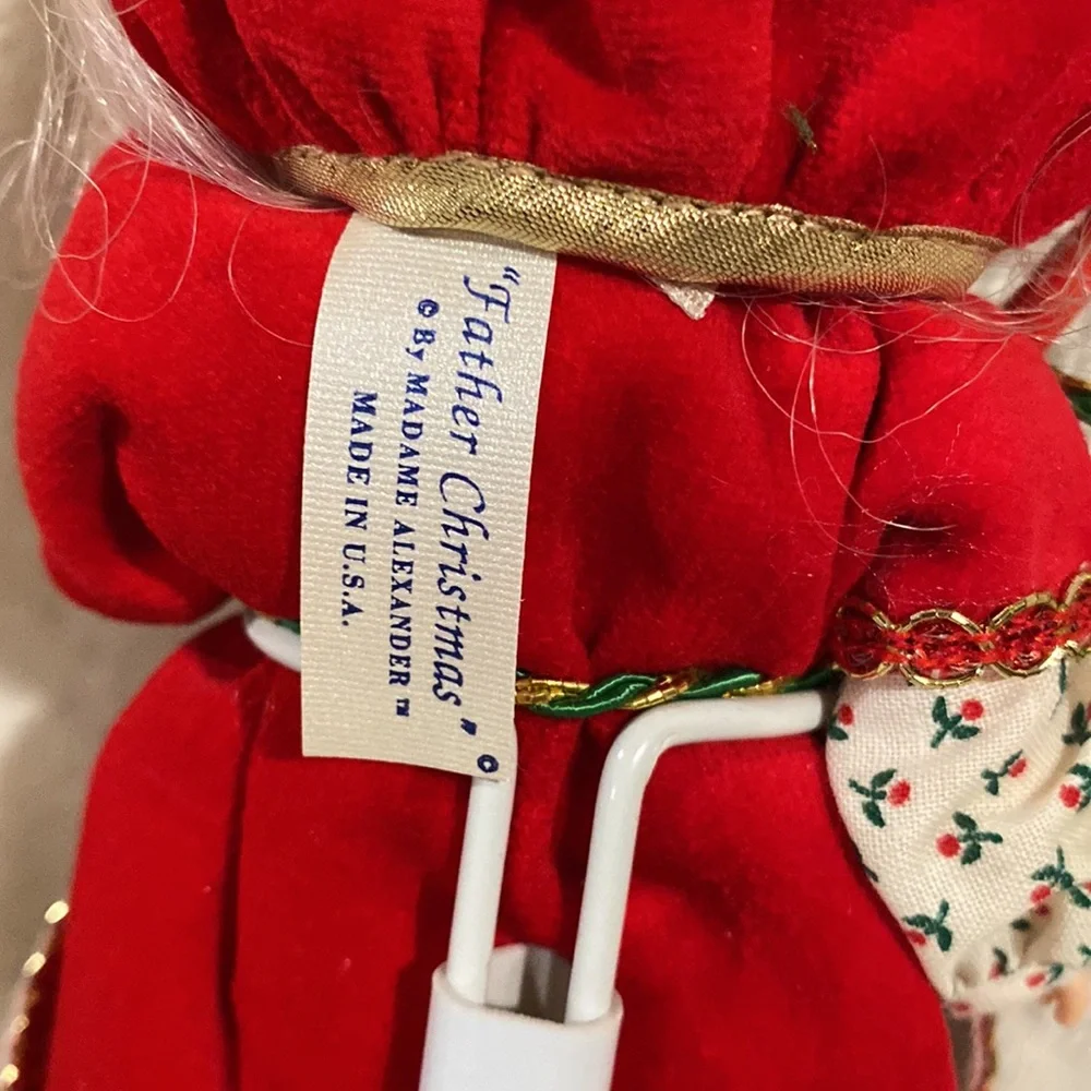 284) Father Christmas 8'' Madame Alexander doll (no box)